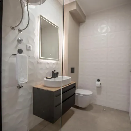 Azzurro With Swimming Pool & Jacuzzi Apartment Trebinje