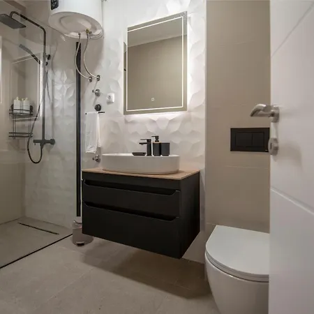 Azzurro With Swimming Pool & Jacuzzi * Trebinje