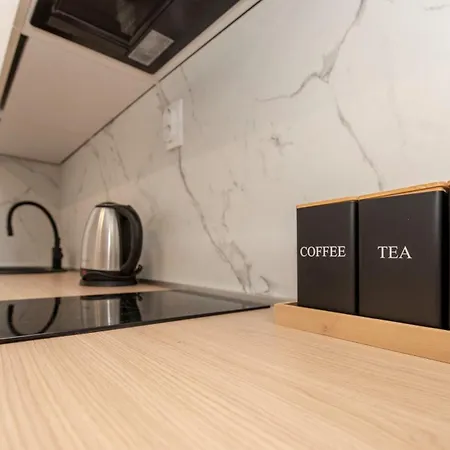 Apartment Azzurro With Swimming Pool & Jacuzzi